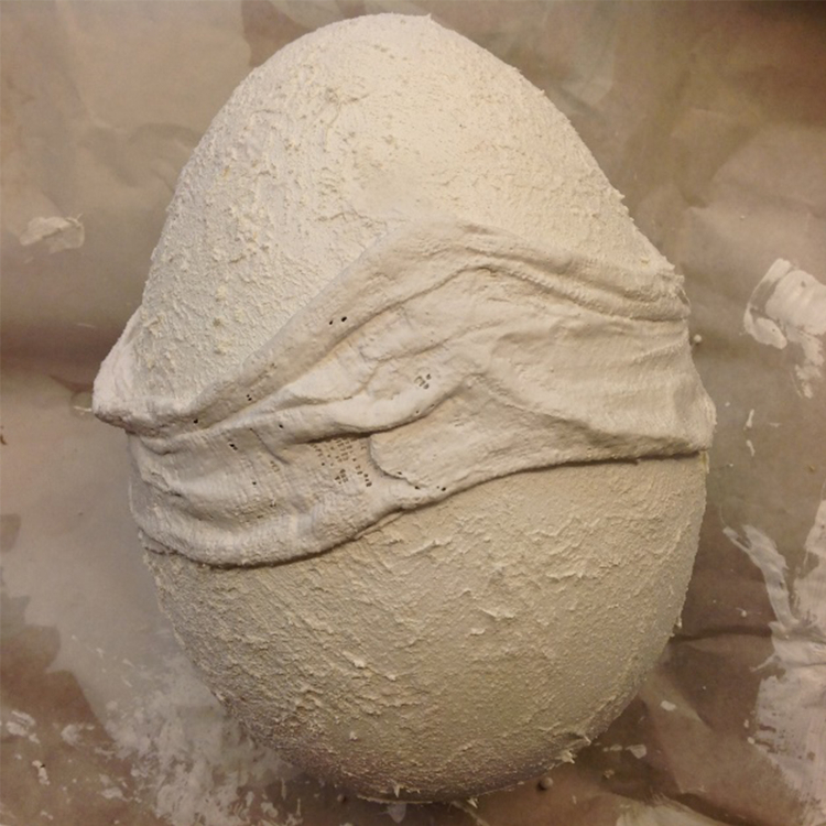 <p>The base of the egg.</p>